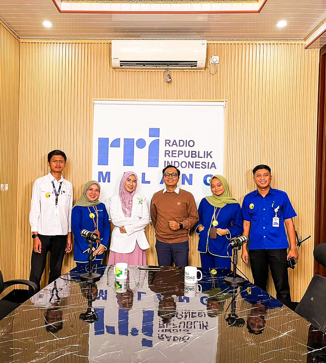 Edukasi Kesehatan Wanita: Podcast RRI Bersama Dokter Spesialis Obgyn RSU Pindad Turen